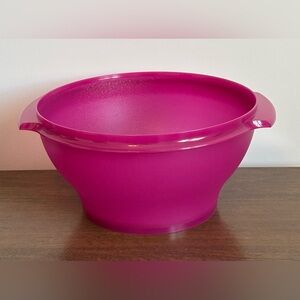 TUPPERWARE 17 CUPS PURPLE SERVALIER LARGE SALAD SERVING BOWL #880 NO LID